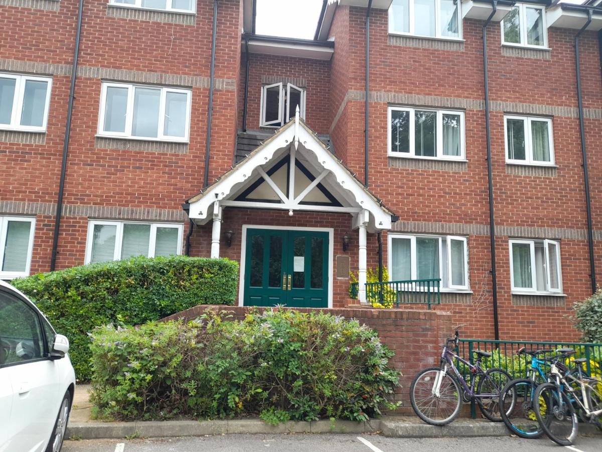 Gracenote Properties Hemel Hempstead - Serviced Apartment With Free Parking Dış mekan fotoğraf
