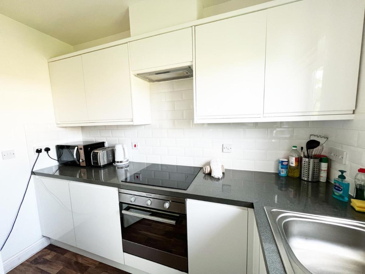 Gracenote Properties Hemel Hempstead - Serviced Apartment With Free Parking Dış mekan fotoğraf